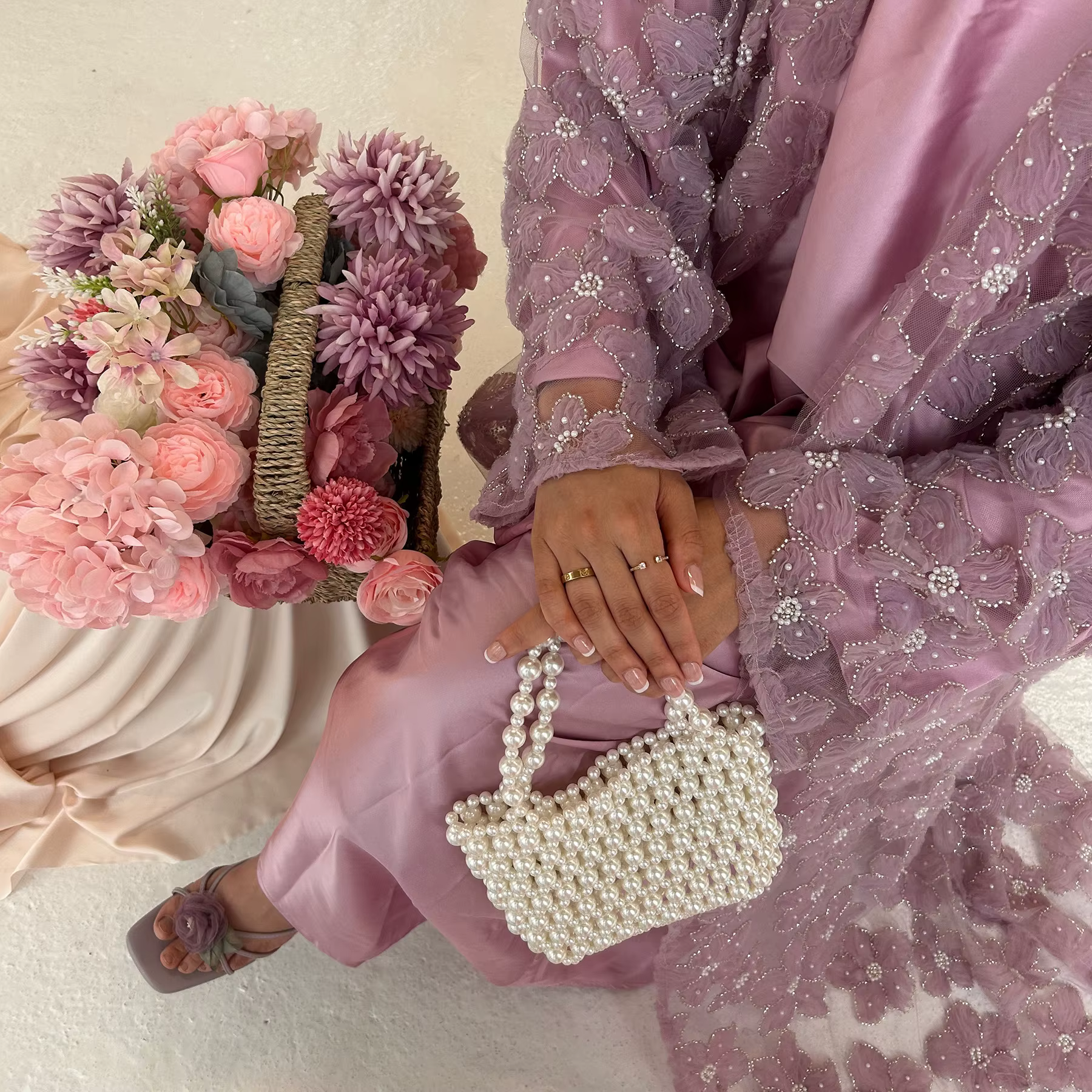  Abaya Dubai dentelle florale perlée
