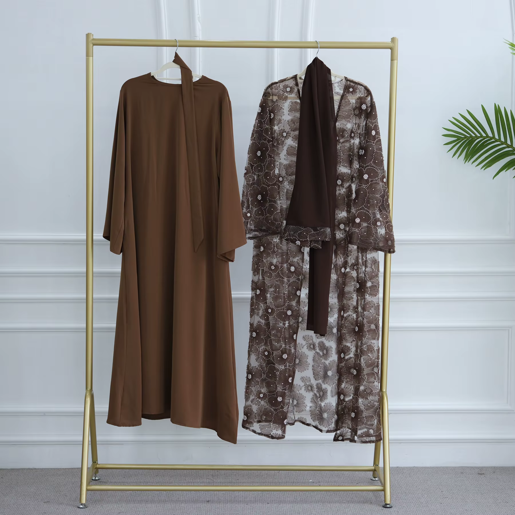  Abaya Dubai dentelle florale perlée