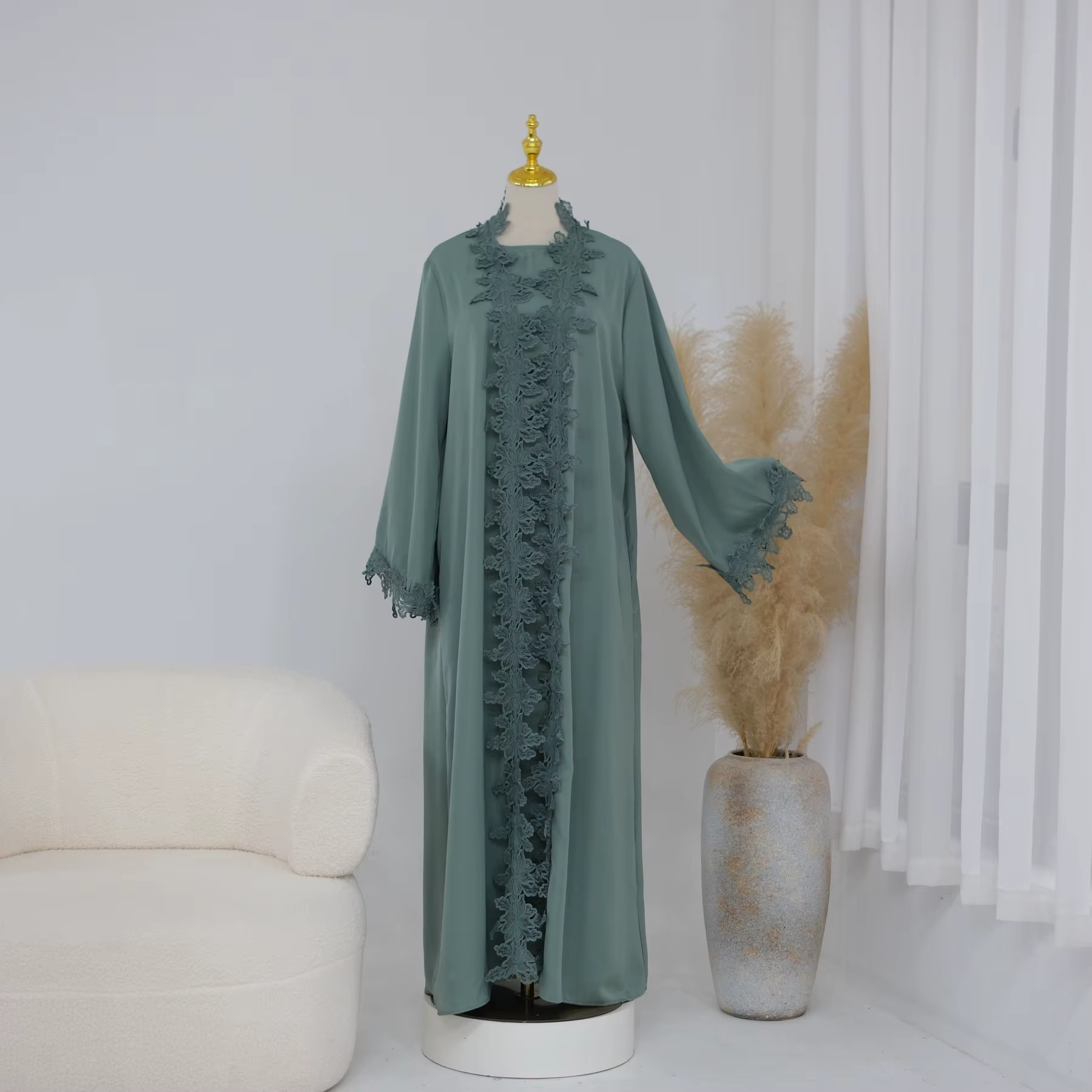 Abaya Dentelle à fleurs Nida, Ensemble 2 pièces