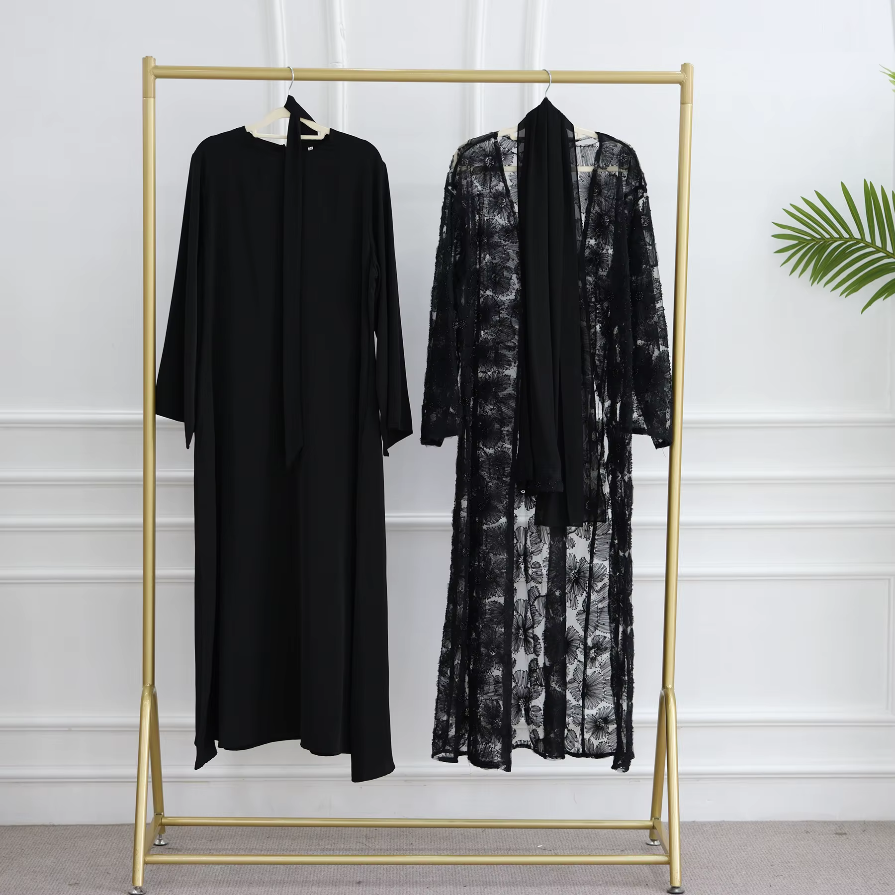 Abaya Dubai dentelle florale perlée