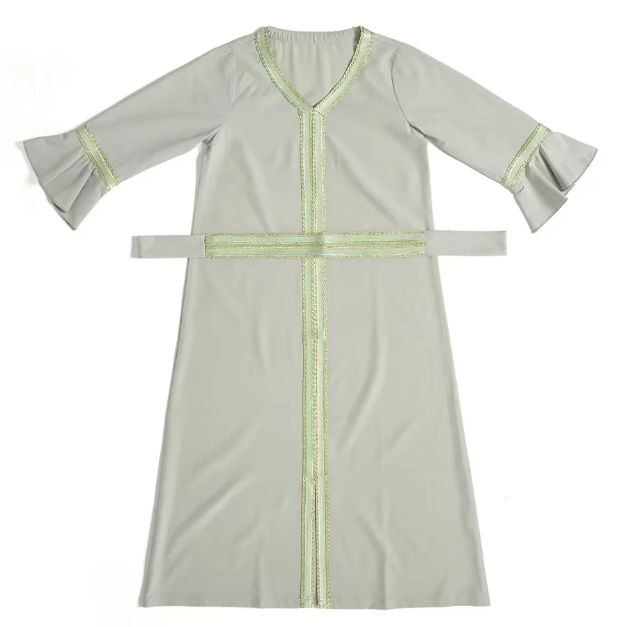 Abaya Pour Fille Brodée Avec Ceinture